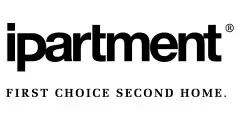 Logo von Ipartment mit dem Schriftzug FIRST CHOICE SECOND HOME. darunter in Großbuchstaben geschrieben.